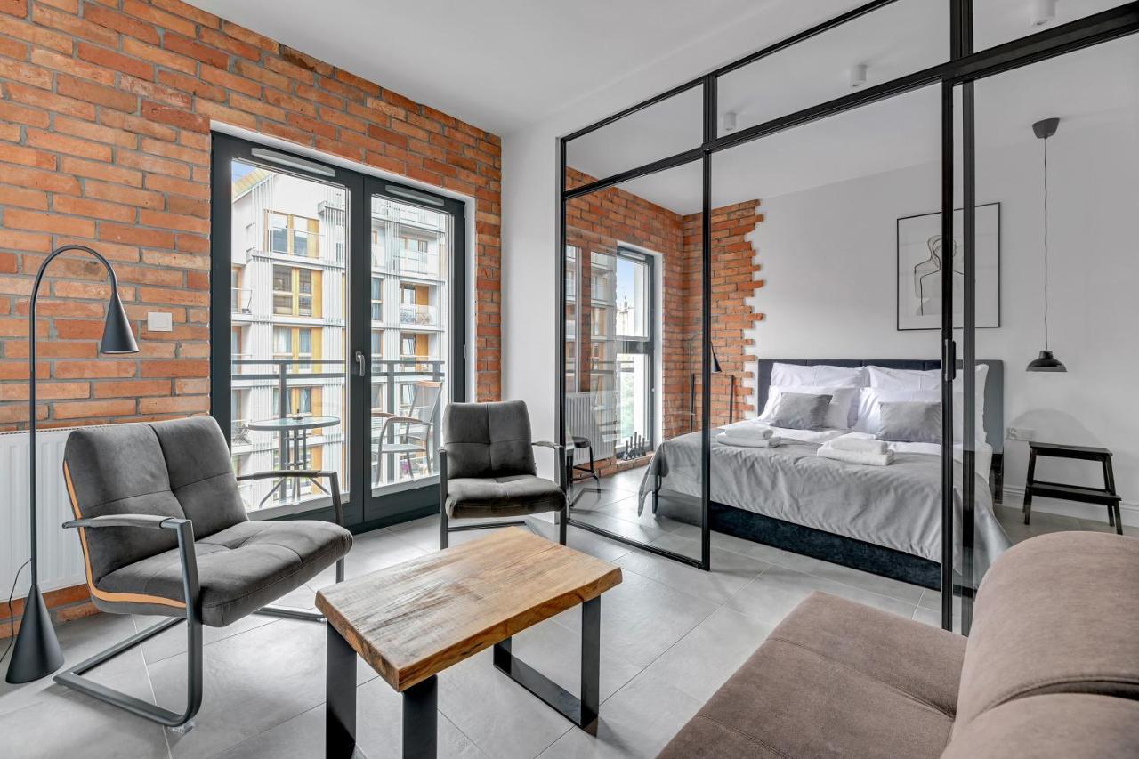 Aura III Apartments & Free Parking By Downtown Apartments Гданьск Экстерьер фото