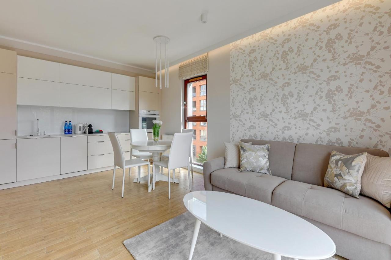 Aura III Apartments & Free Parking By Downtown Apartments Гданьск Экстерьер фото