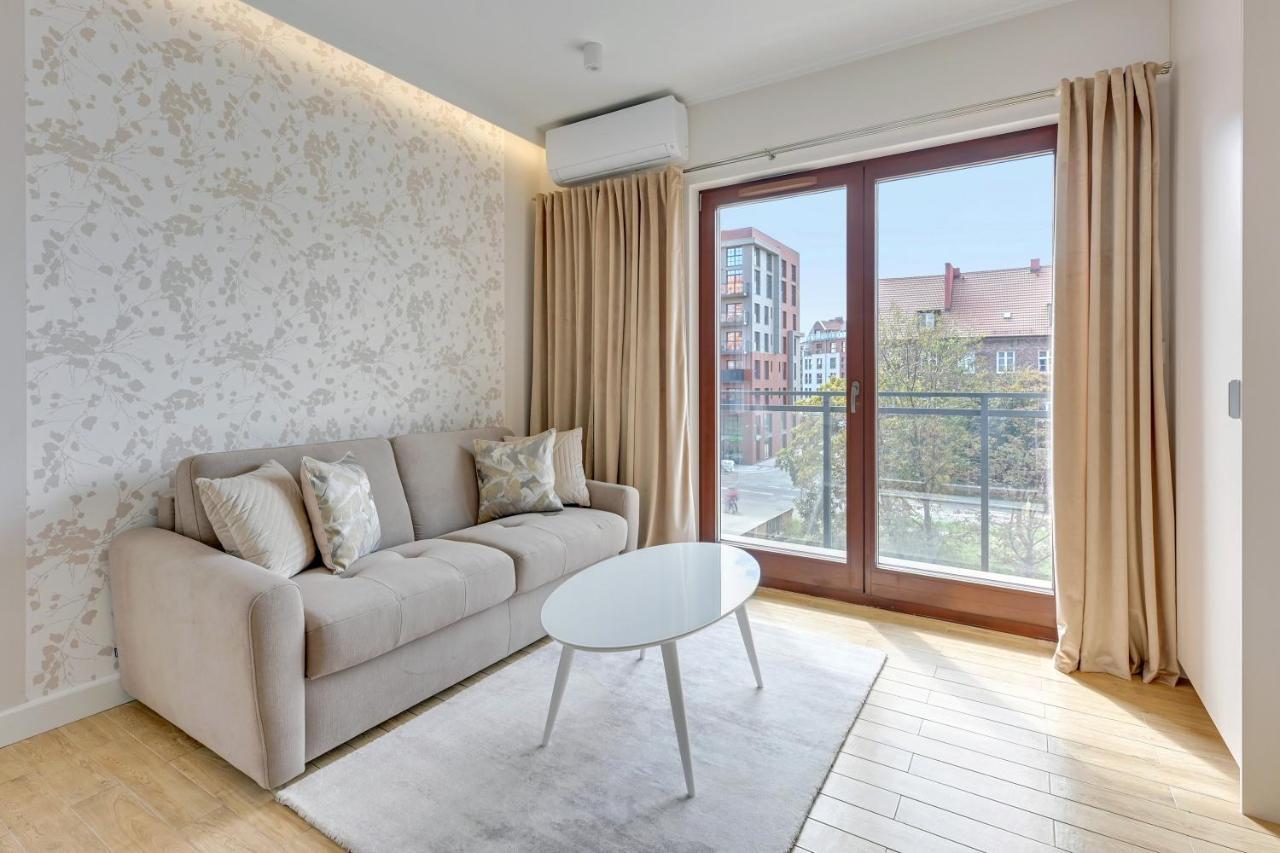 Aura III Apartments & Free Parking By Downtown Apartments Гданьск Экстерьер фото